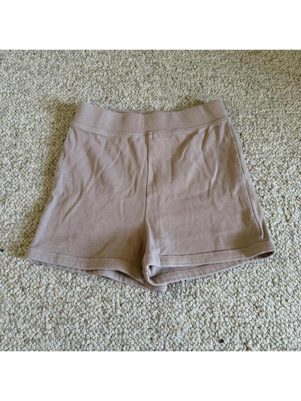Zara tan ribbed shorts